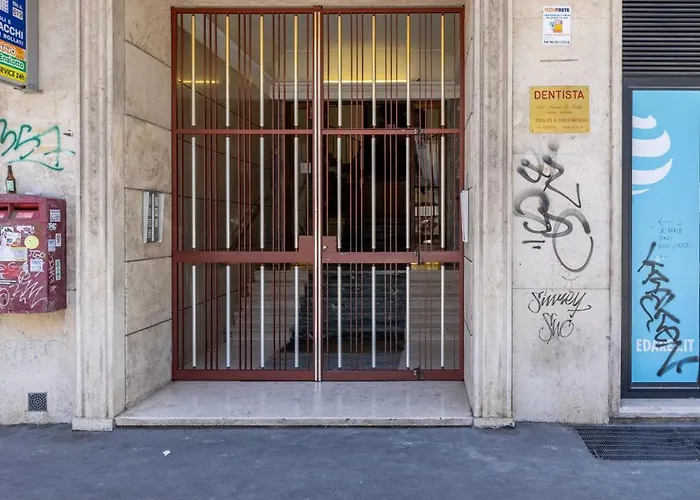 Appartement Domus Artea In Metro Piramide